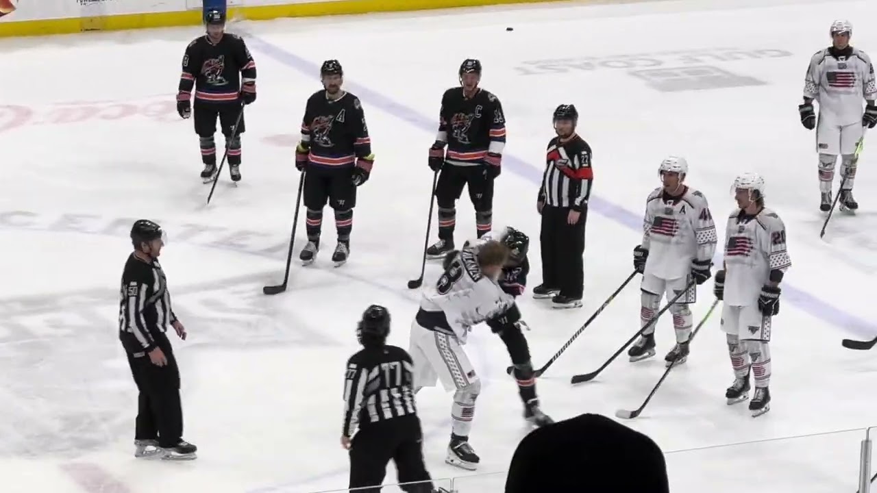 SPHL Fight: Pensacola’s Tim Faulkner (6’4”) vs Knoxville’s (6’9”) at 6:42 into 3rd  02/07/26
