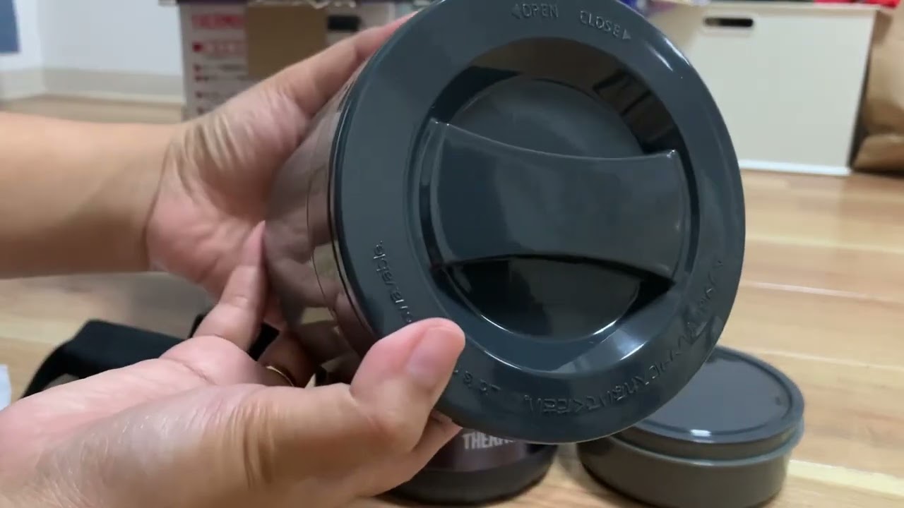 Review Thermos Insulated Lunch Box ( kotak bento tahan panas/dingin)