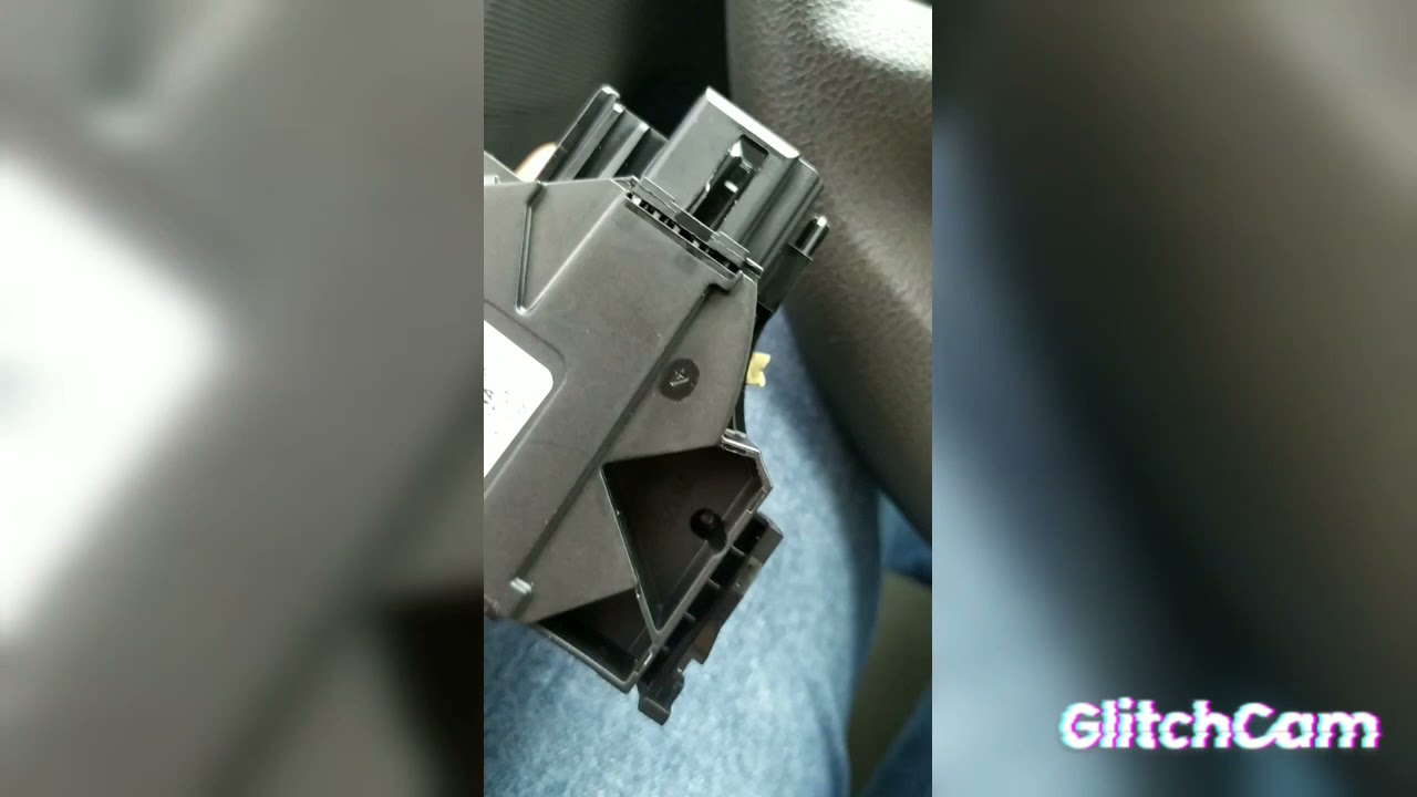 Resolvendo defeito crônico na chave seletora de seta do Ford Ka.
