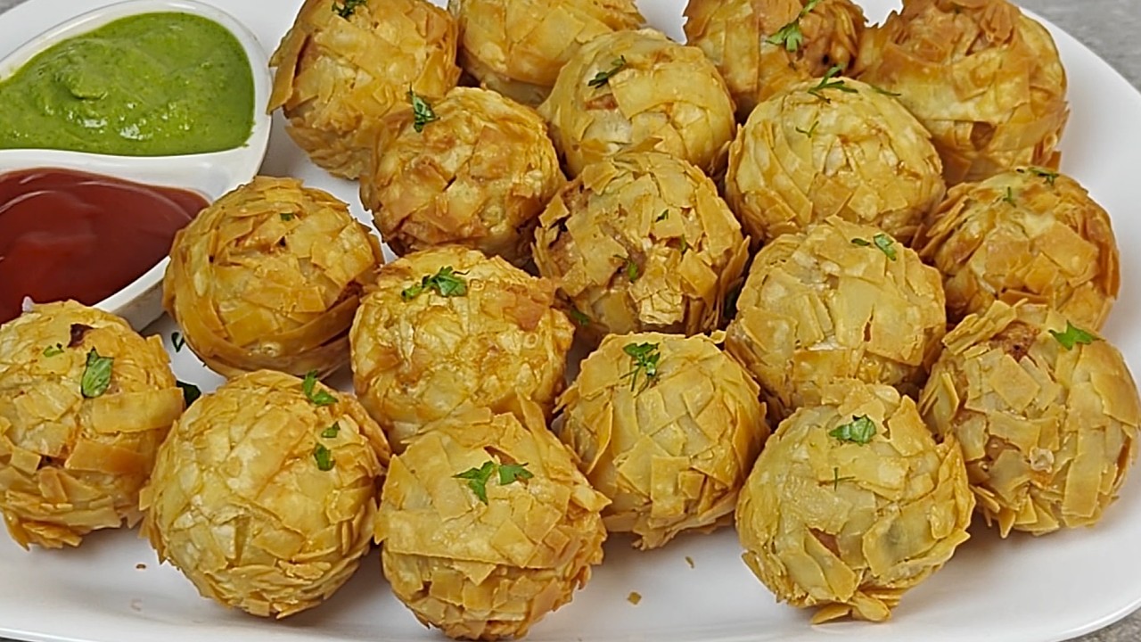 Crispy Cheesy Chicken Balls | Chicken Cheese Balls | Cheesy Chicken Balls