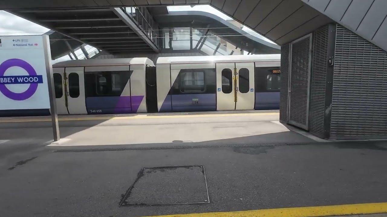 Departing Abbey Wood {052}