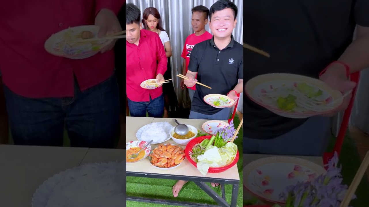 បោះដបញ៉ាំនំបញ្ចុកខ្មែរ😋😂