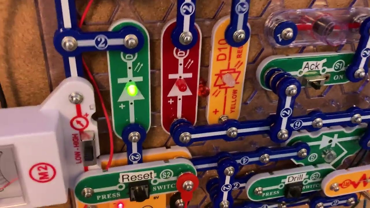Snap-Circuits fire alarm system test #9 SMOKE DETECTION!!!
