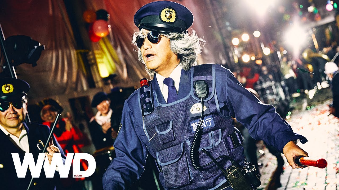 ファッションショーにパトカー乱入で警官が大暴れ　「メゾン ミハラヤスヒロ」2022秋冬コレの裏側【パリコレ】【バックステージ潜入】【MAISON MIHARA YASUHIRO】