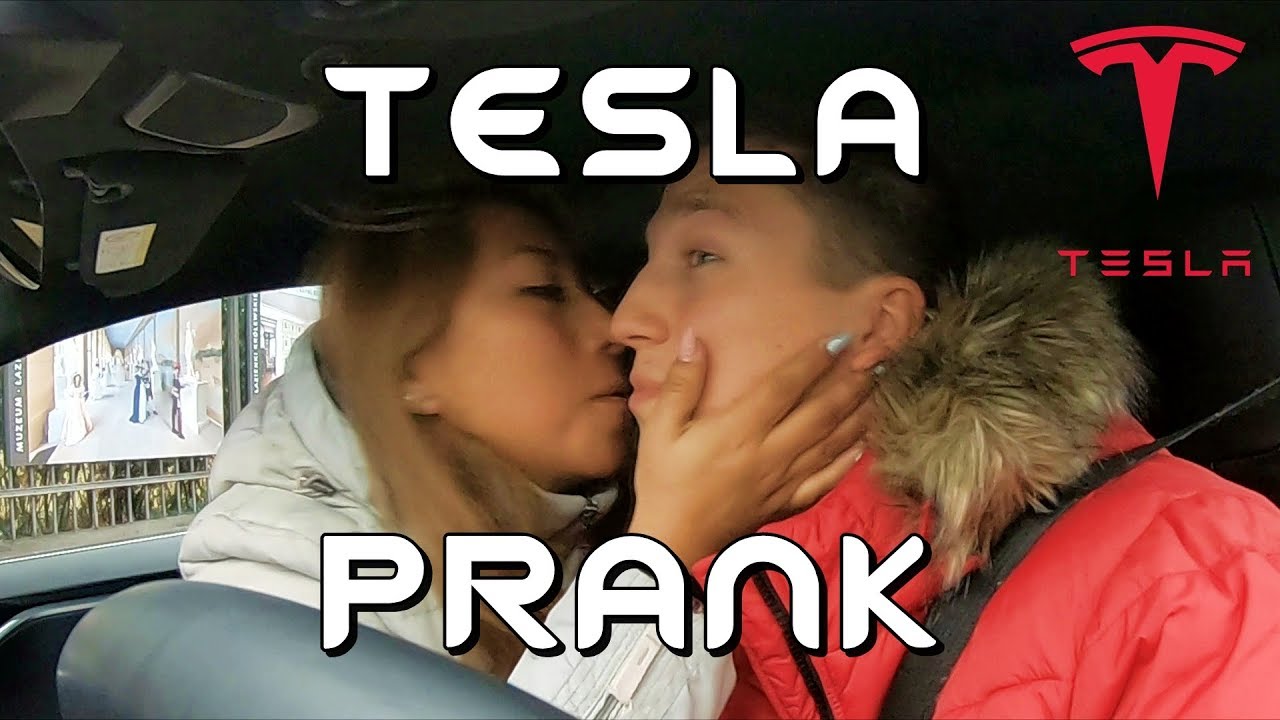Jeżdżę TESLA Model S na Uberze w Warszawie! | Hi_5