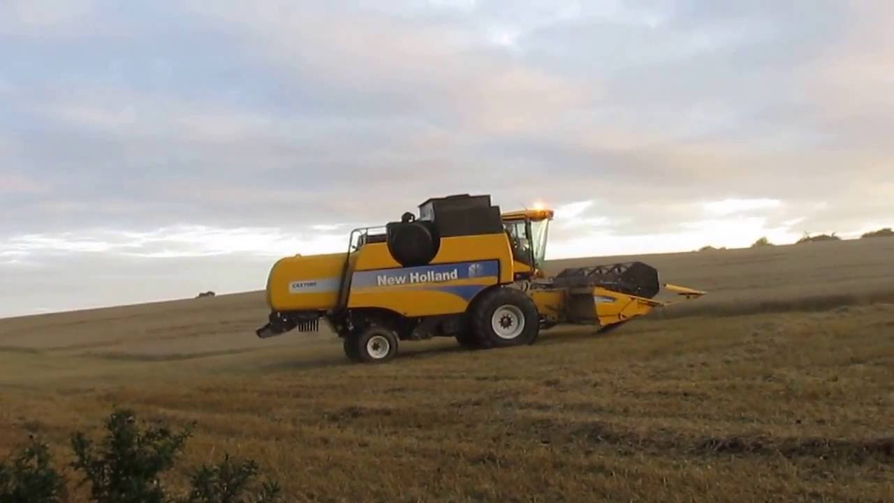 NEW HOLLAND CSX7080