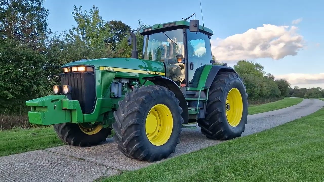 1998 John Deere 8400 Tractor 23522