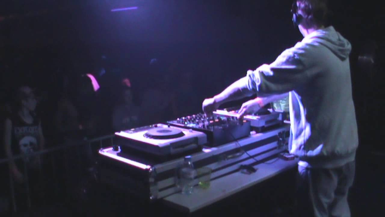 JASON LITTLE @ Public Execution (X-Pose B-Day), Lisbon [01-02-2013]