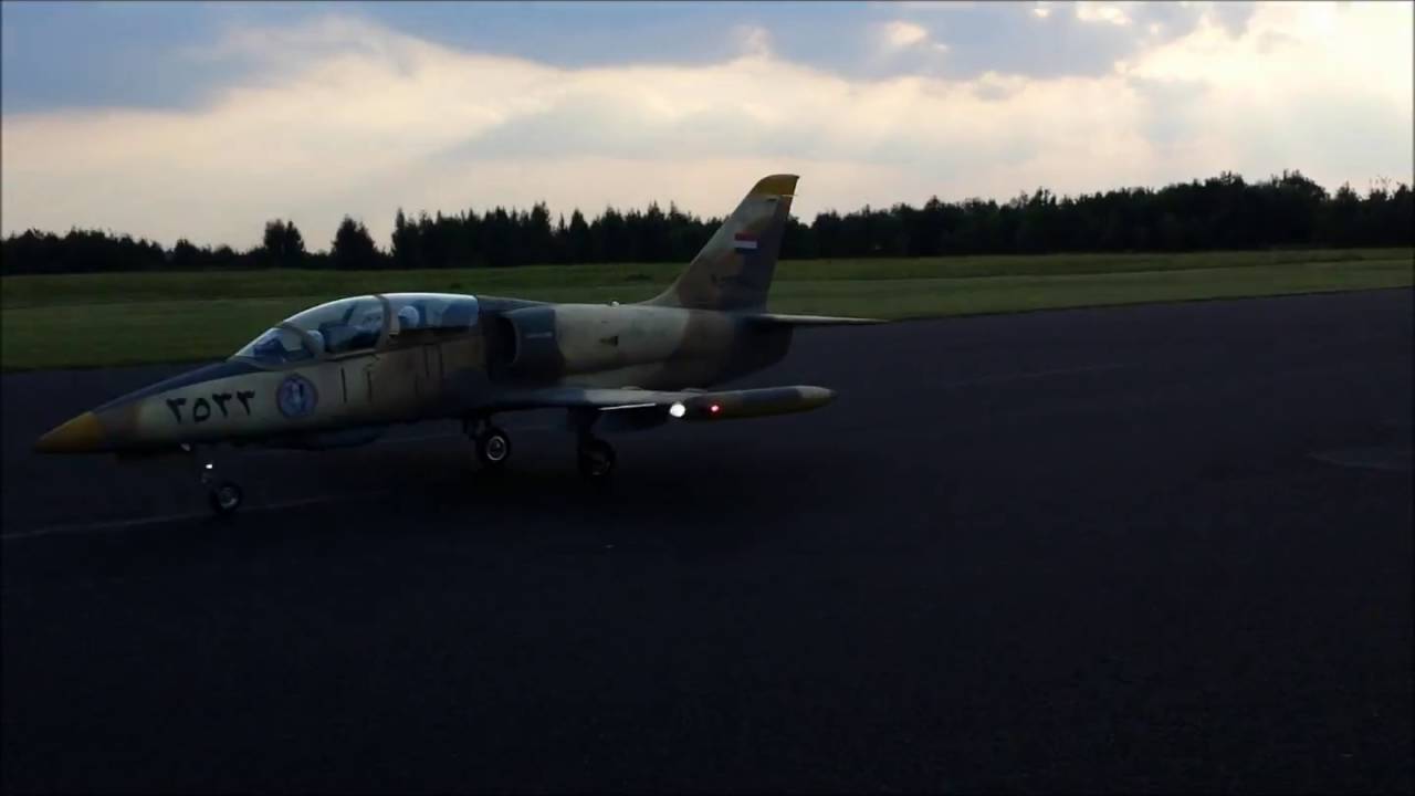 L39 Albatros versus L59 Albatros