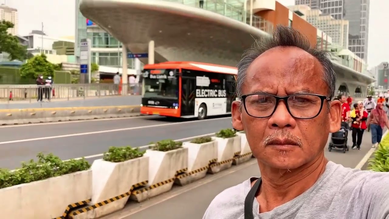 Jakarta Skyscrapers, Autograph Tower dekat Halte kapal Tosari
