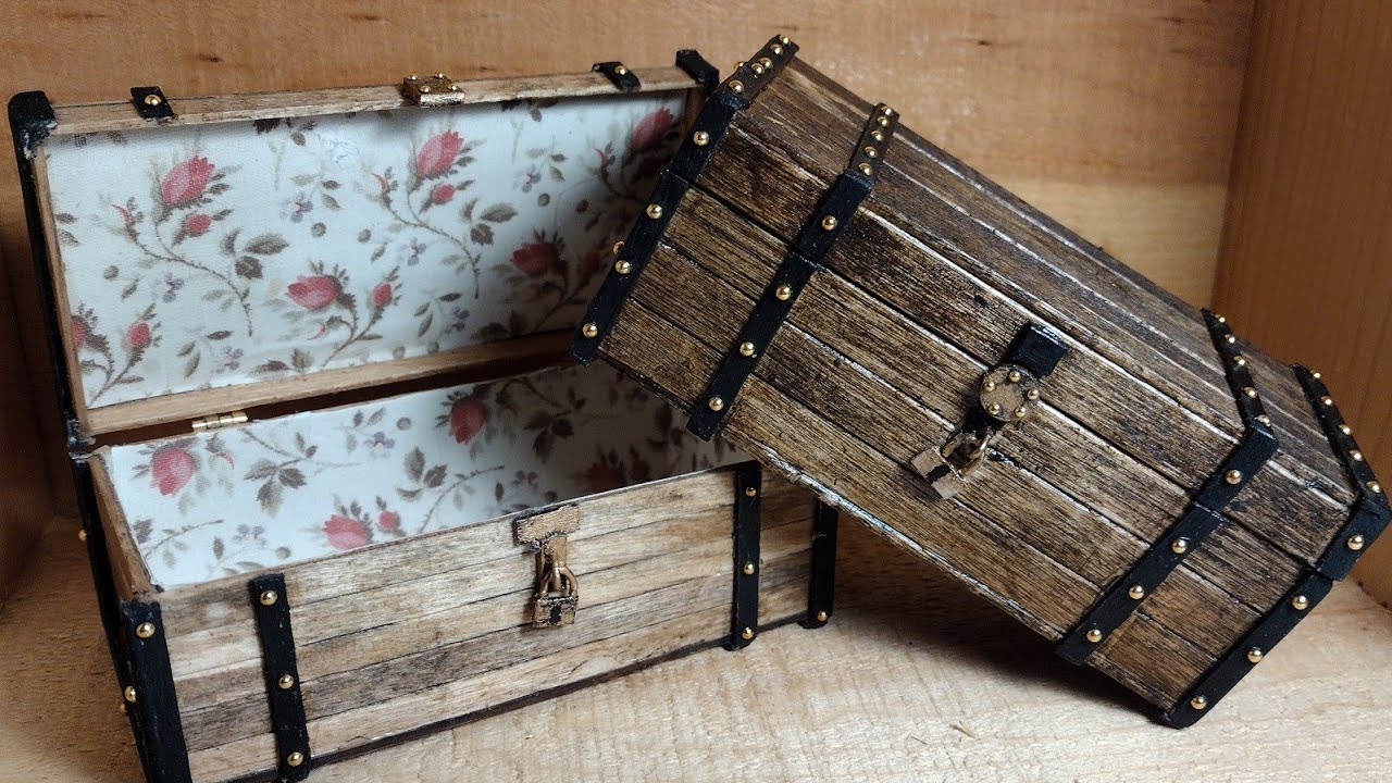 MINI STEAMER TRUNKS  from Scratch Part 9- BAGS BOXES AND LUGGAGE- Rooming House Dollhouse