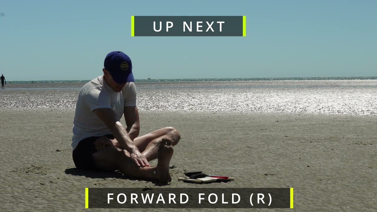 hamstring stretch to increase your range of motion // forward fold stretch and hamstring mobility