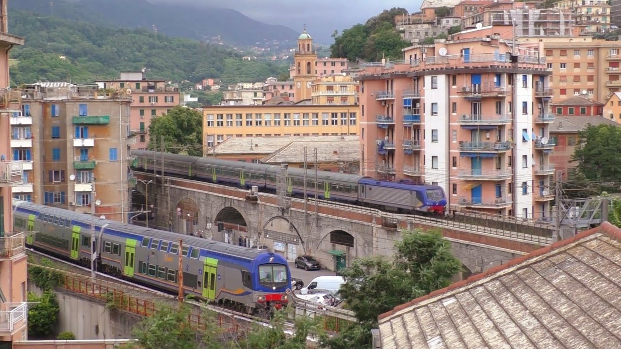 La succursale dei Giovi! Treni in transito a Bivio Bersaglio!