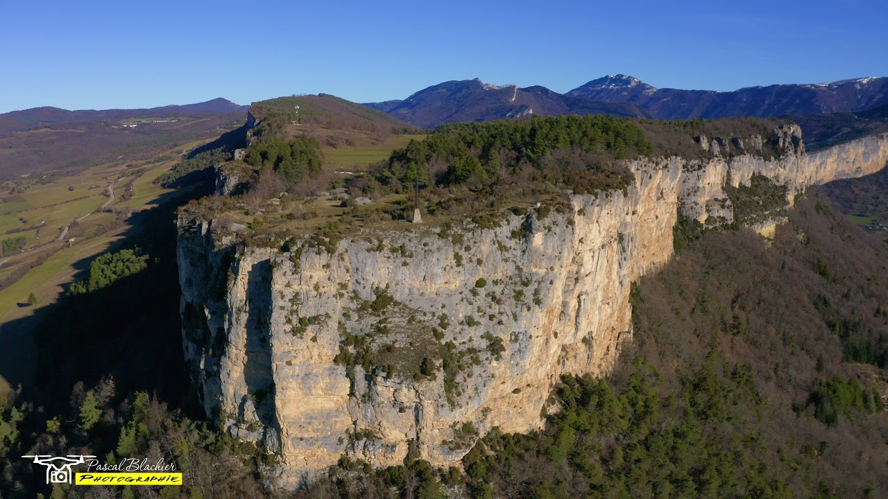 La Croix du Vellan 2