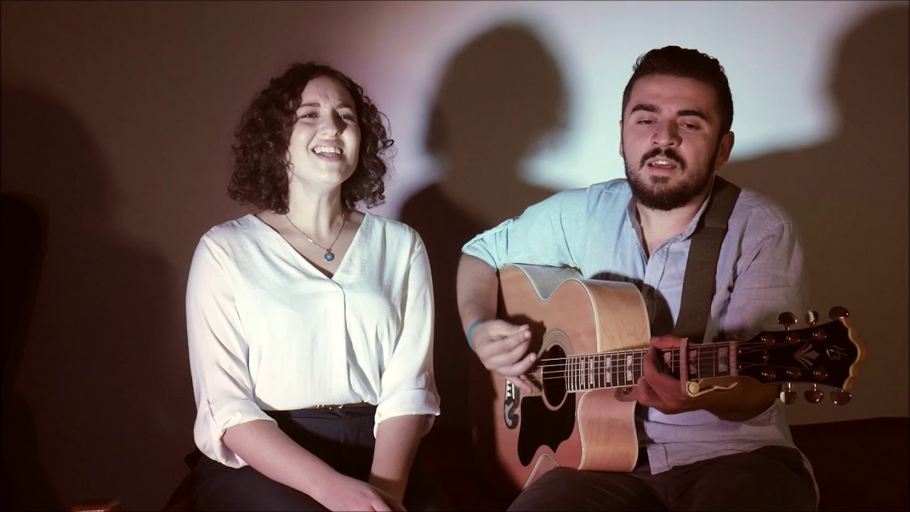 Coldplay - Arabesque Acoustic Cover