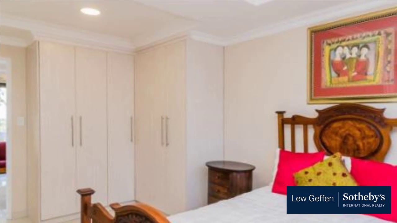 1 Bedroom Flat For Rent in Heldervue, Somerset West, Western Cape, South Africa for ZAR 9800 per...