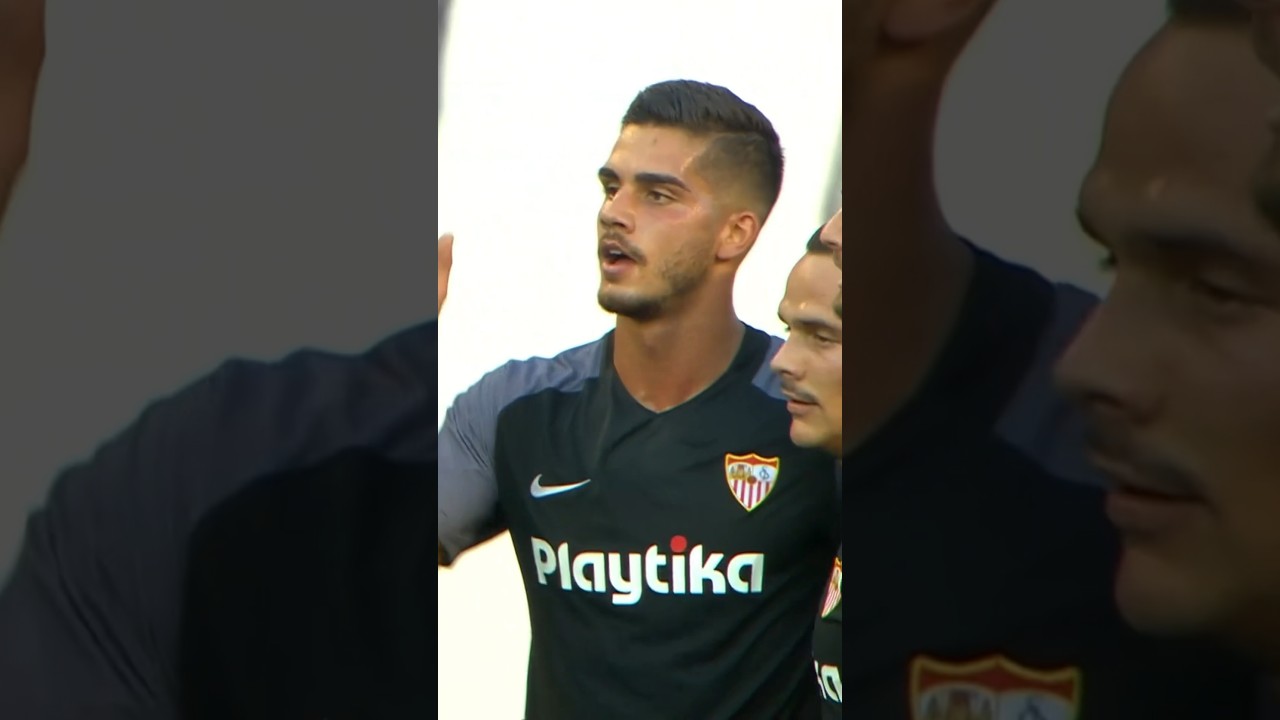 Andr&eacute; Silva and the fastest ever hat-trick by a debutant ⚡️