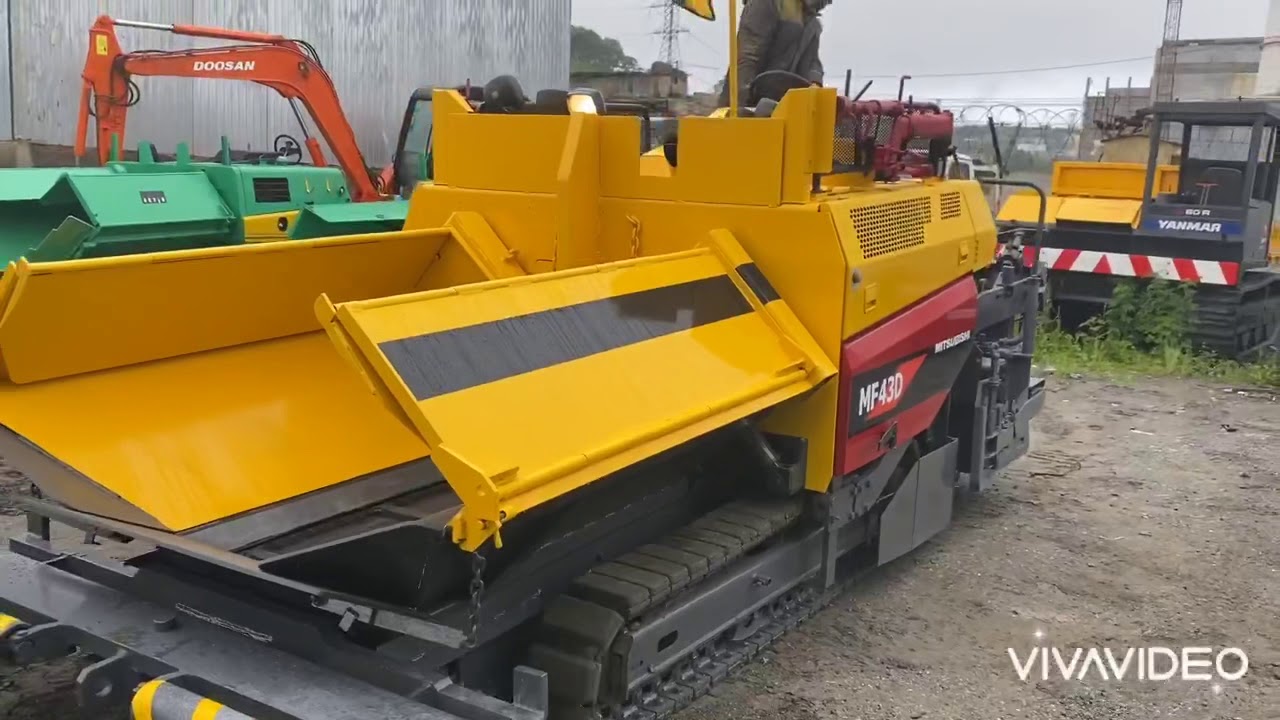 Асфальтоукладчик MITSUBISHI MF43D
