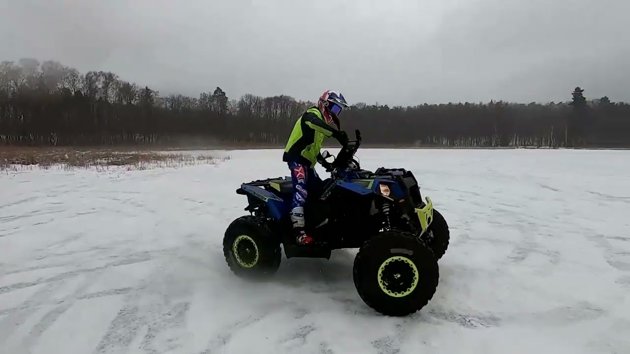 Polaris Scrambler XP1000S na lodzie