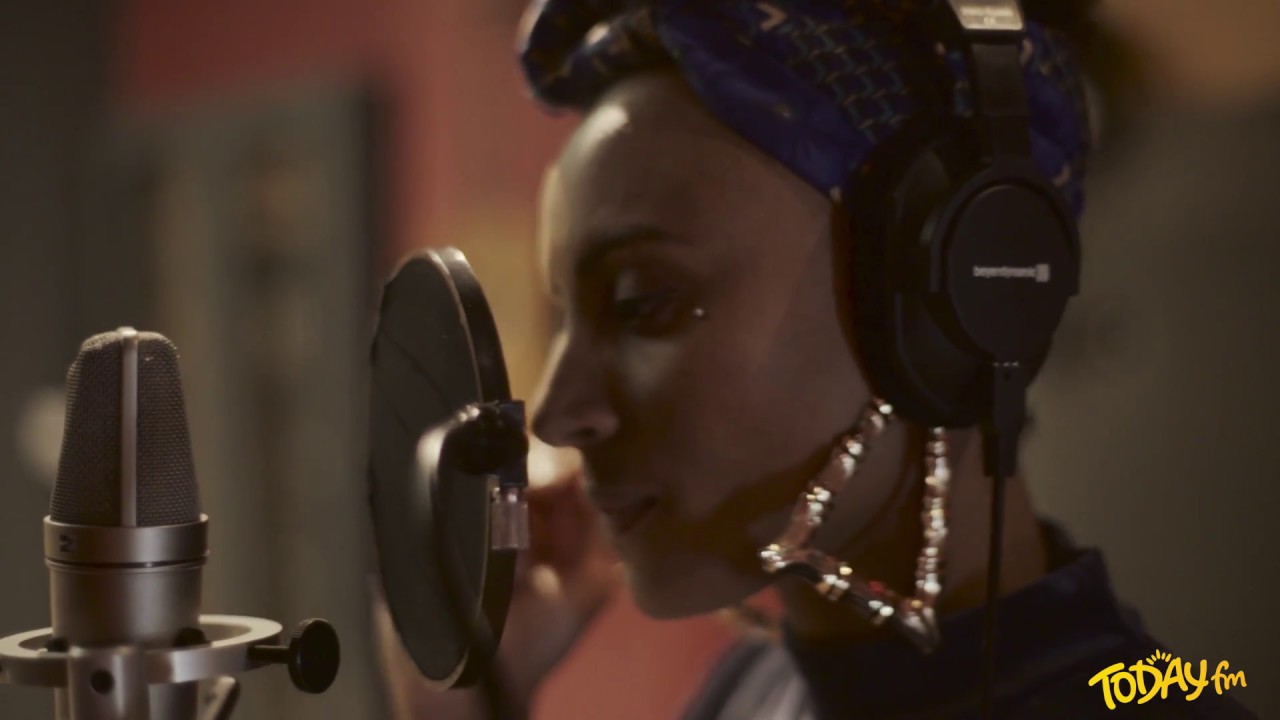 Loah - Dancing in the Moonlight (Thin Lizzy Cover - Today FM)