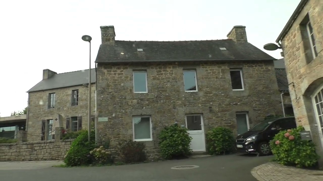 Driving On The D87 & D31 From 22110 Kermabjean To 22160 Le Croissant, Brittany, France
