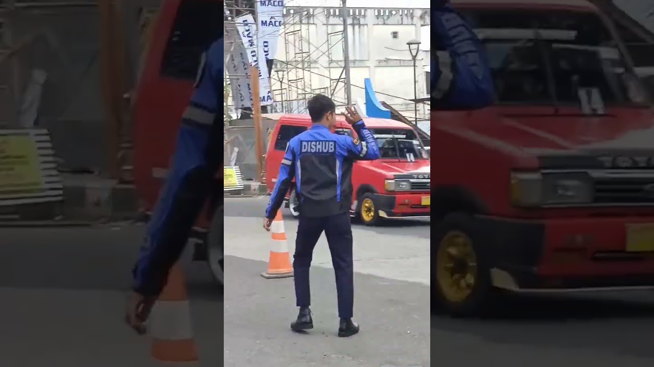 PAM TAHUN BARU || DISHUB GANTENG #viral #trending #shorts #bukittinggi #tahunbaru #dishub #ganteng