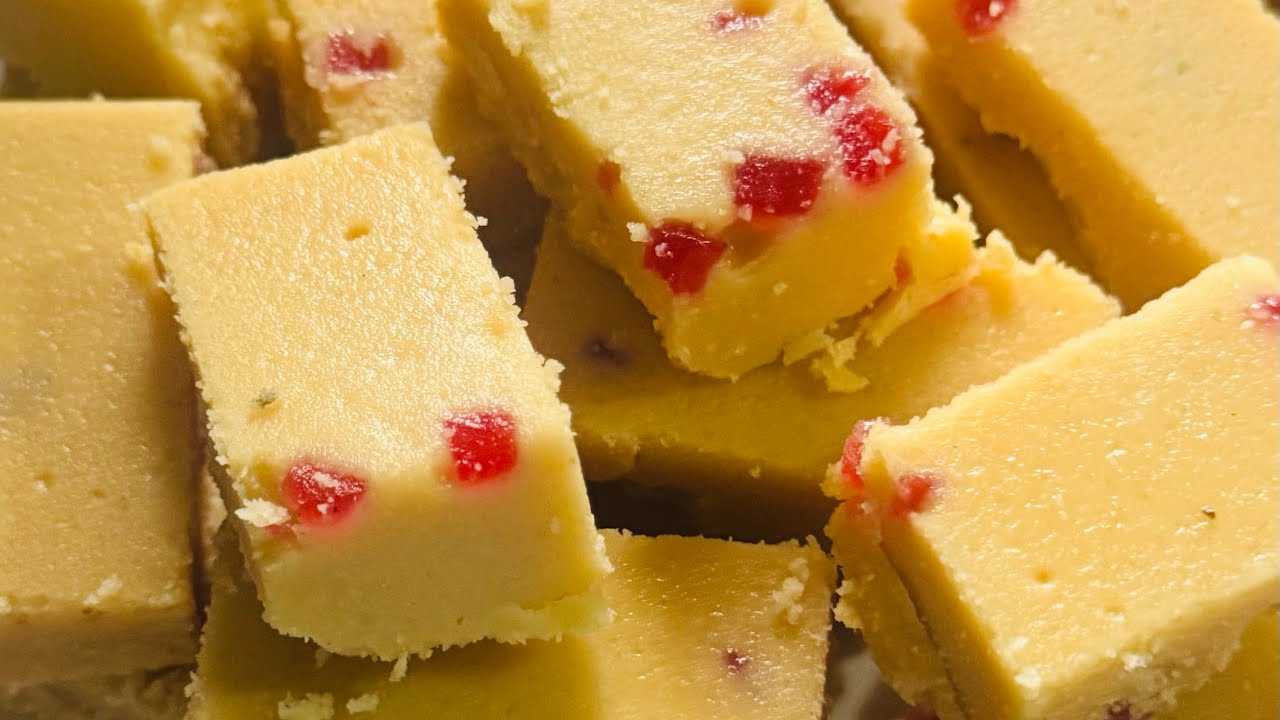 Viral chocolate barfi, maine socha kyu na main bhi try karu, aap bhi kijiye bahut tasty bani hai 