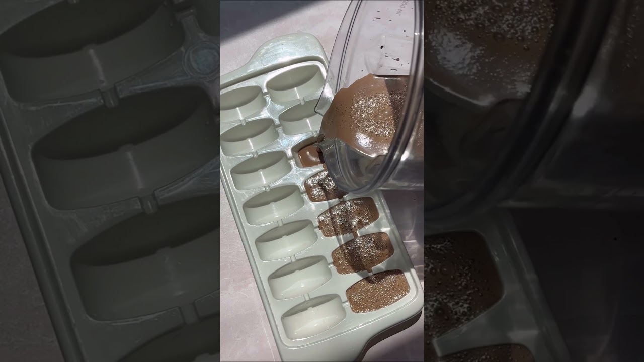Creamy Vegan Chocolate Milkshake | Minimalist Baker Recipes