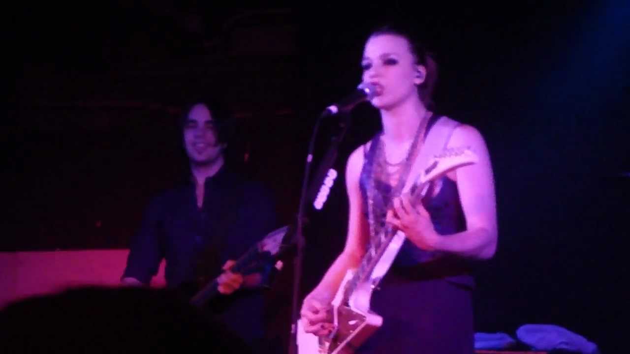 Halestorm - Hell Is For Children (Pat Benatar Cover)