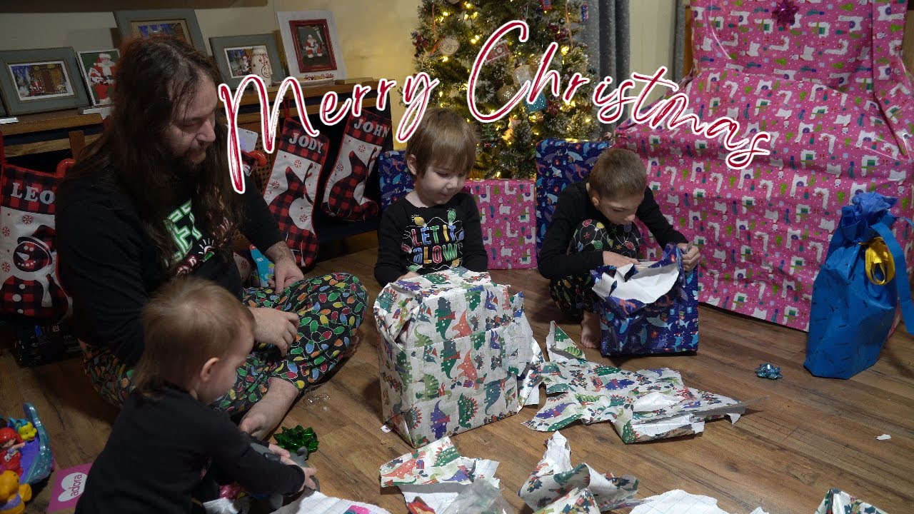 Christmas Morning With 3 Kids | Vlogmas 2023