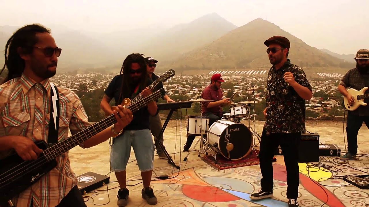 Makumba Roots / Se esta sintiendo  clip official 2015