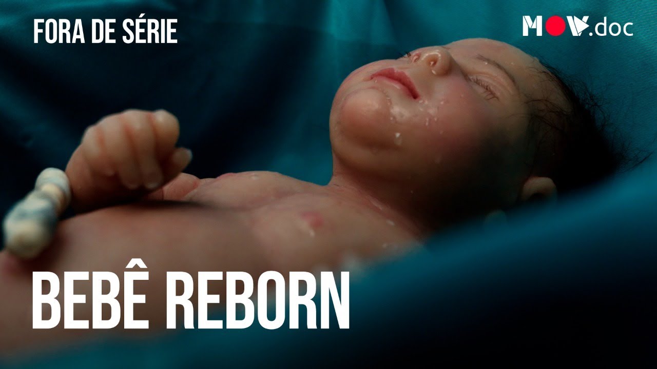Pais de bebê reborn: a rotina de quem formou uma família com bonecas realistas