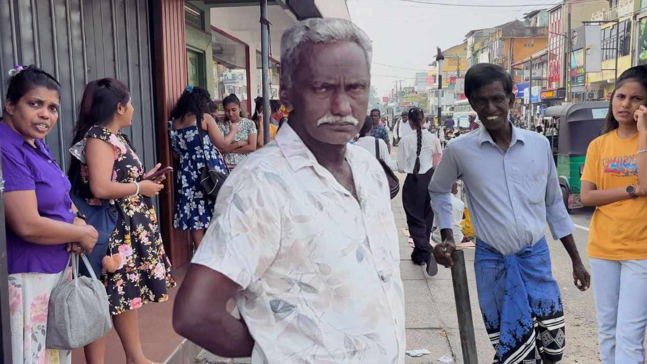 Surviving SRI LANKA Crazy Streets | 4K Walk  🇱🇰