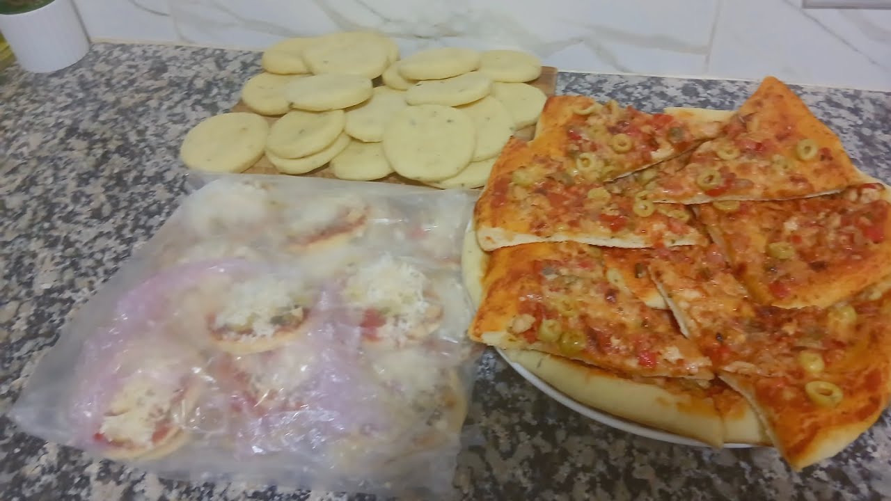 ميني بيتزا بطريقات الاحتفاظ الجديده سهلتها عليك جبدي المجمد وطيبي