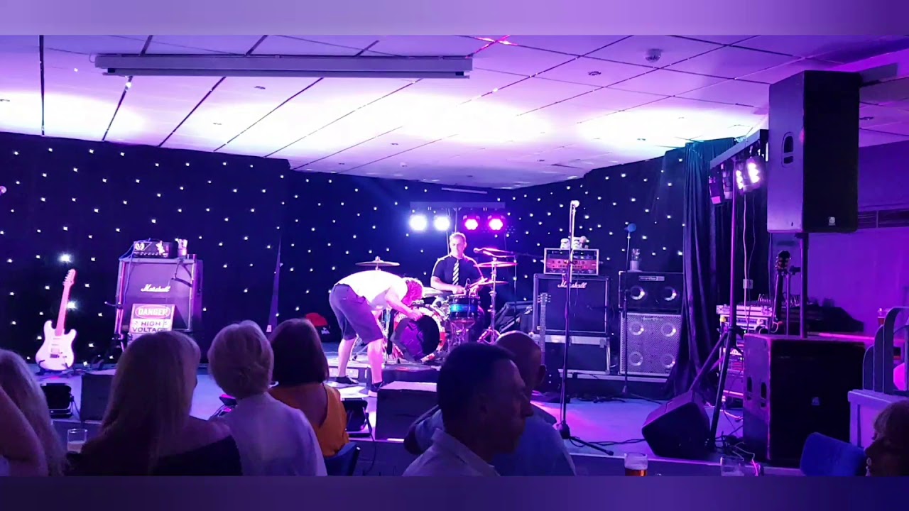 Here's Johnny @ The Heaton Buffs