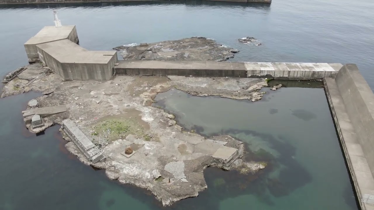 新潟県糸魚川市　筒石漁港で空撮！