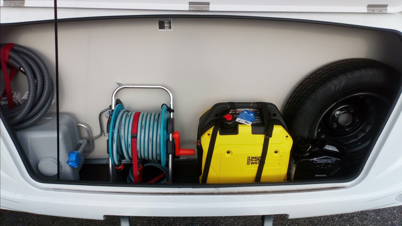 Weinsberg Caracito 450 FU   Electricity generator