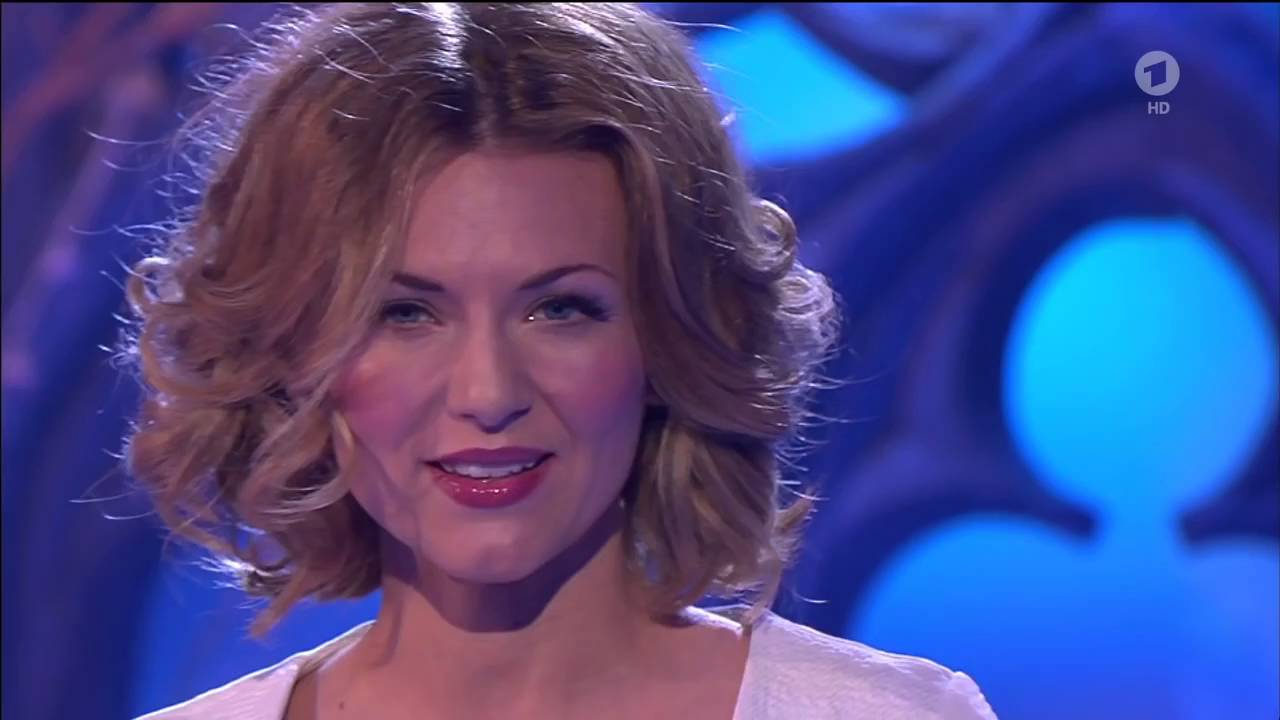 Ella Endlich - Küss mich, halt mich, lieb mich (Das Adventsfest der 100 000 Lichter)