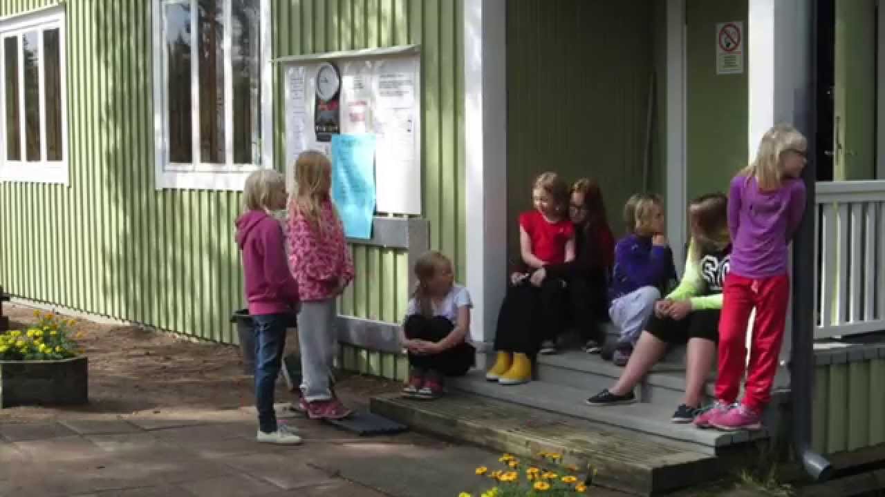 Päivä lasten leirillä – Parasta Lapsille Karhulan osaston lasten leiri 2015