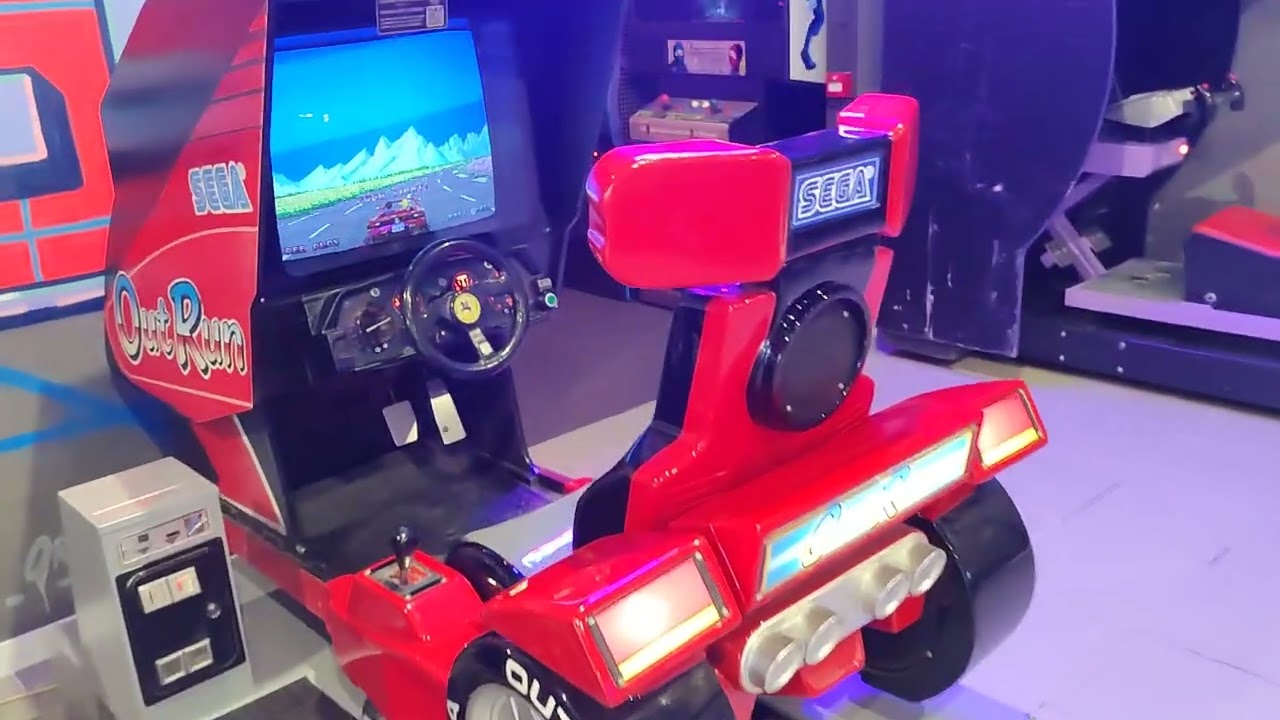 Recorrido por ARCADE PLANET SEVILLA