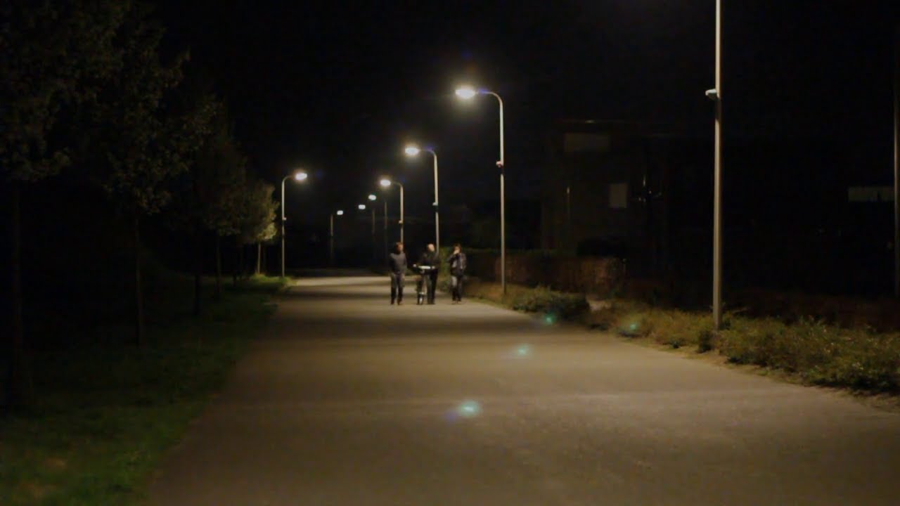 How Smart Street Lights with Motion Sensors Work | Energy-Saving Innovation