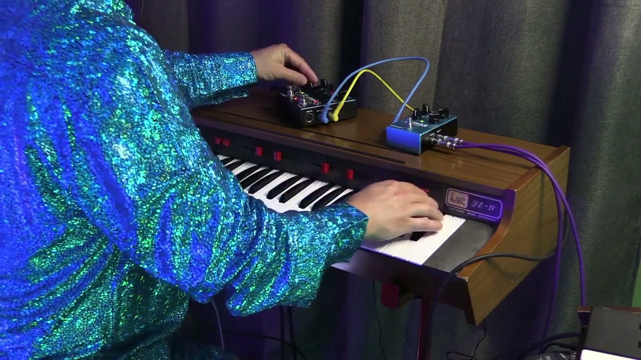 Craig Padilla - Solina Movement 3 (ARP Solina String Ensemble and Source Audio Pedals Improvisation)