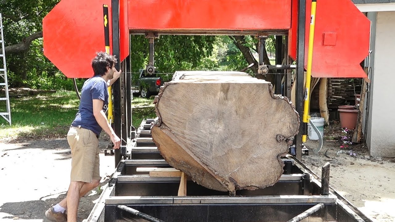 The most steel I've ever cut through - Slabbing a Big Silver Maple