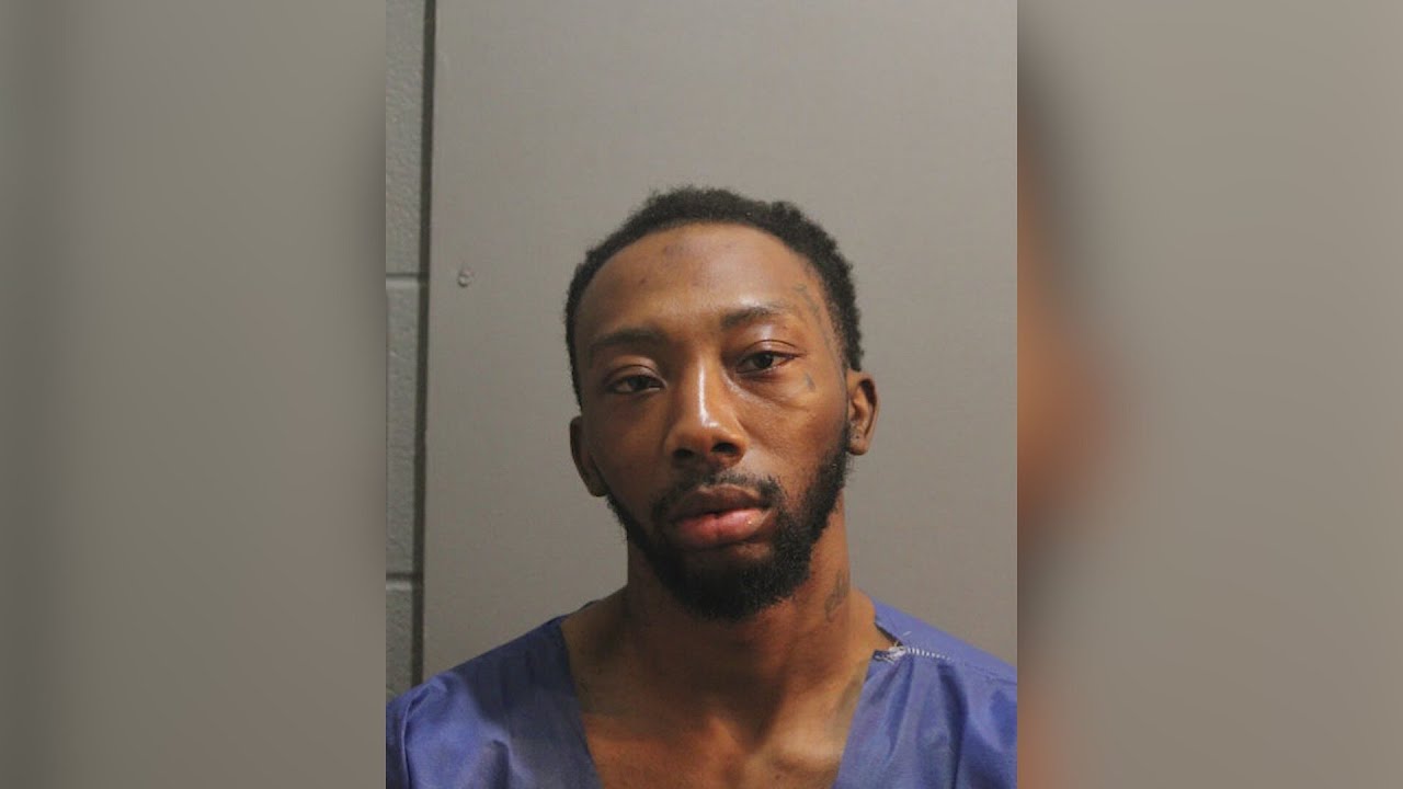 Man charged in killing of off-duty Cook County Sheriff's Deputy is a convicted felon, authorities an