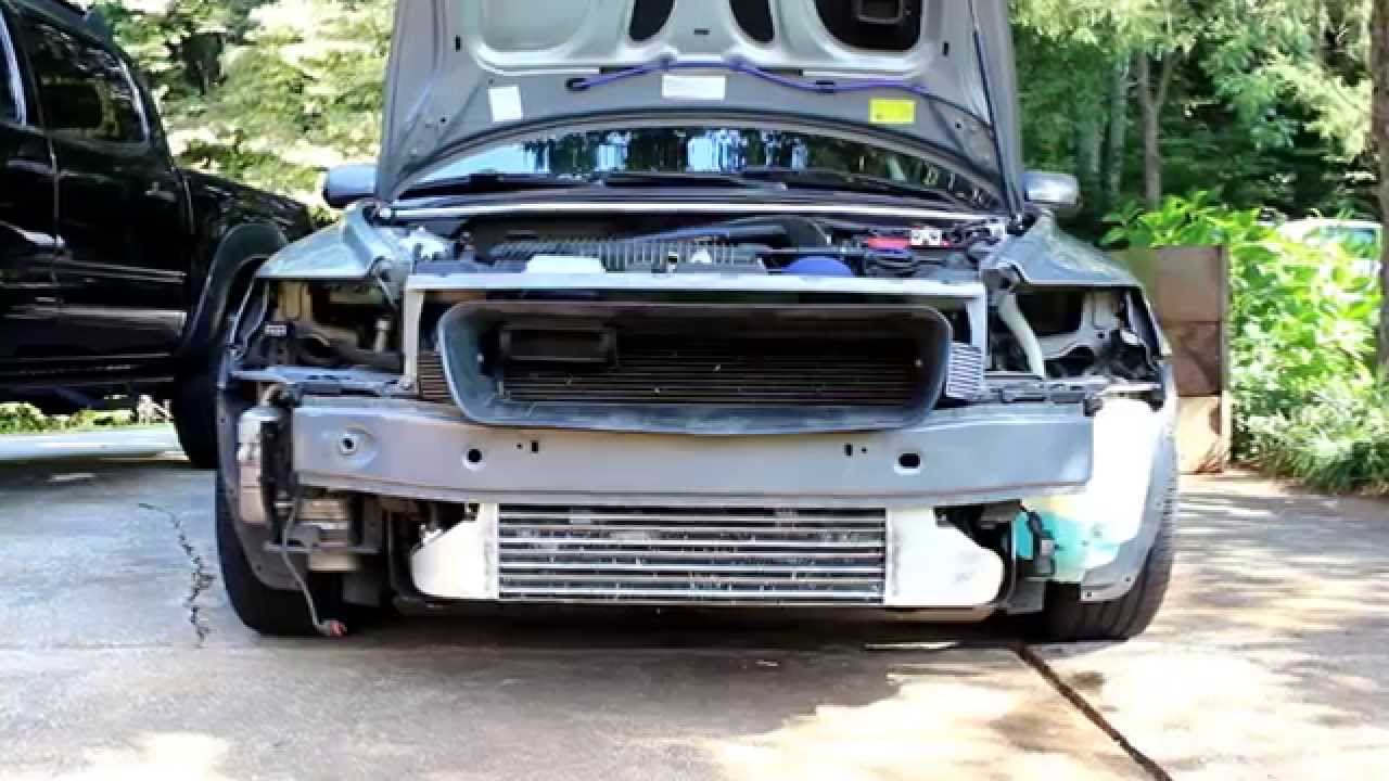 Volvo S40, снятие переднего бампера
