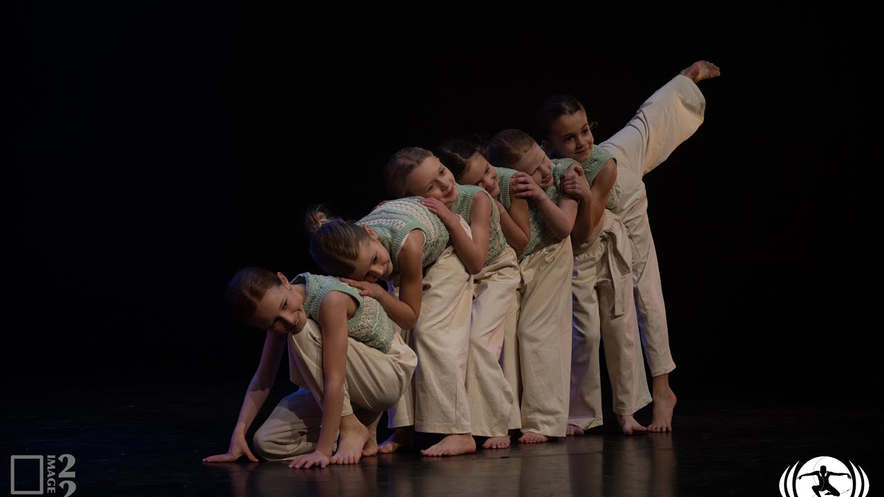 23-24 Qualifier 8 BE - Mini Compagnie (Sy  Dansstudio)