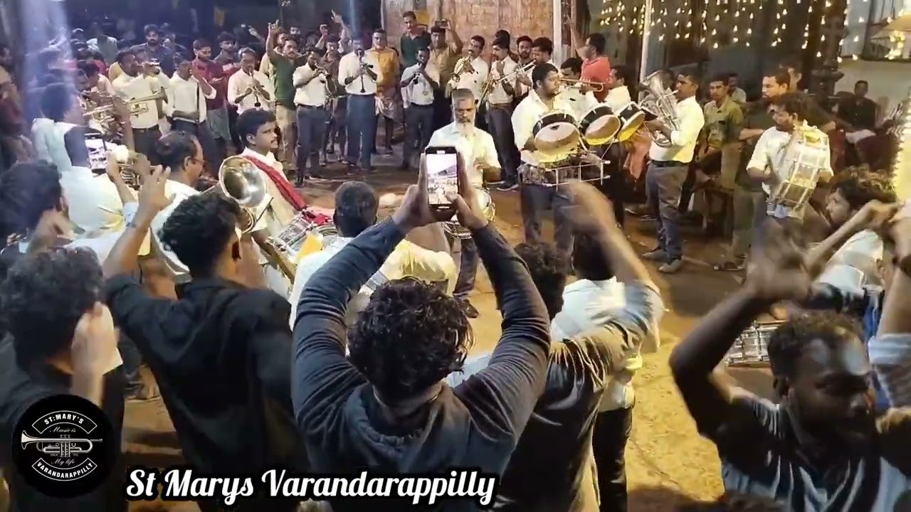 Oruvallam Ponnum Poovum Song|Minnaram Malayalam Movie|Bandset🥁🎺🔥🔥