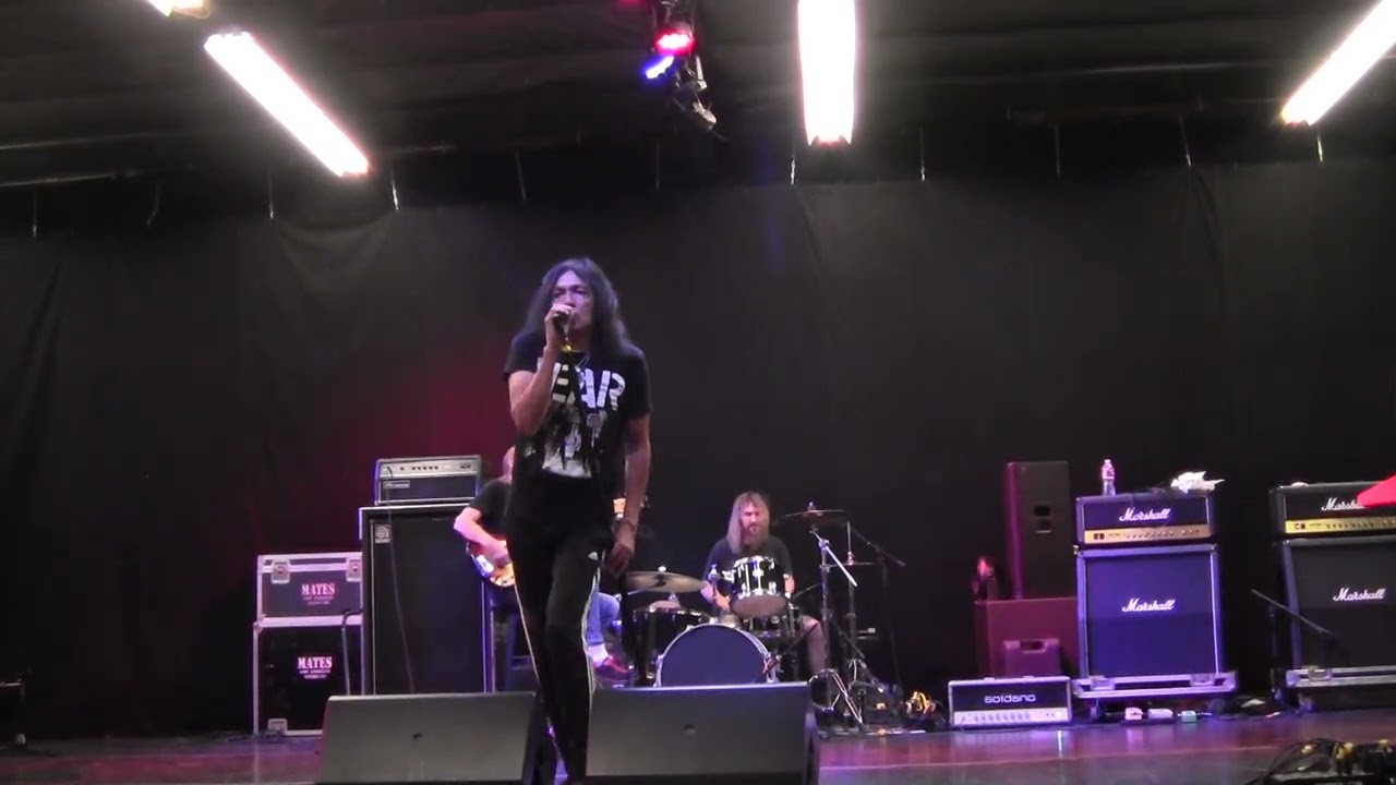 Cmon Feel The Noize : Hall Of Fame rehearsal Carlos Cavazo Jeff Pilson Marq Torien & Ken Mary