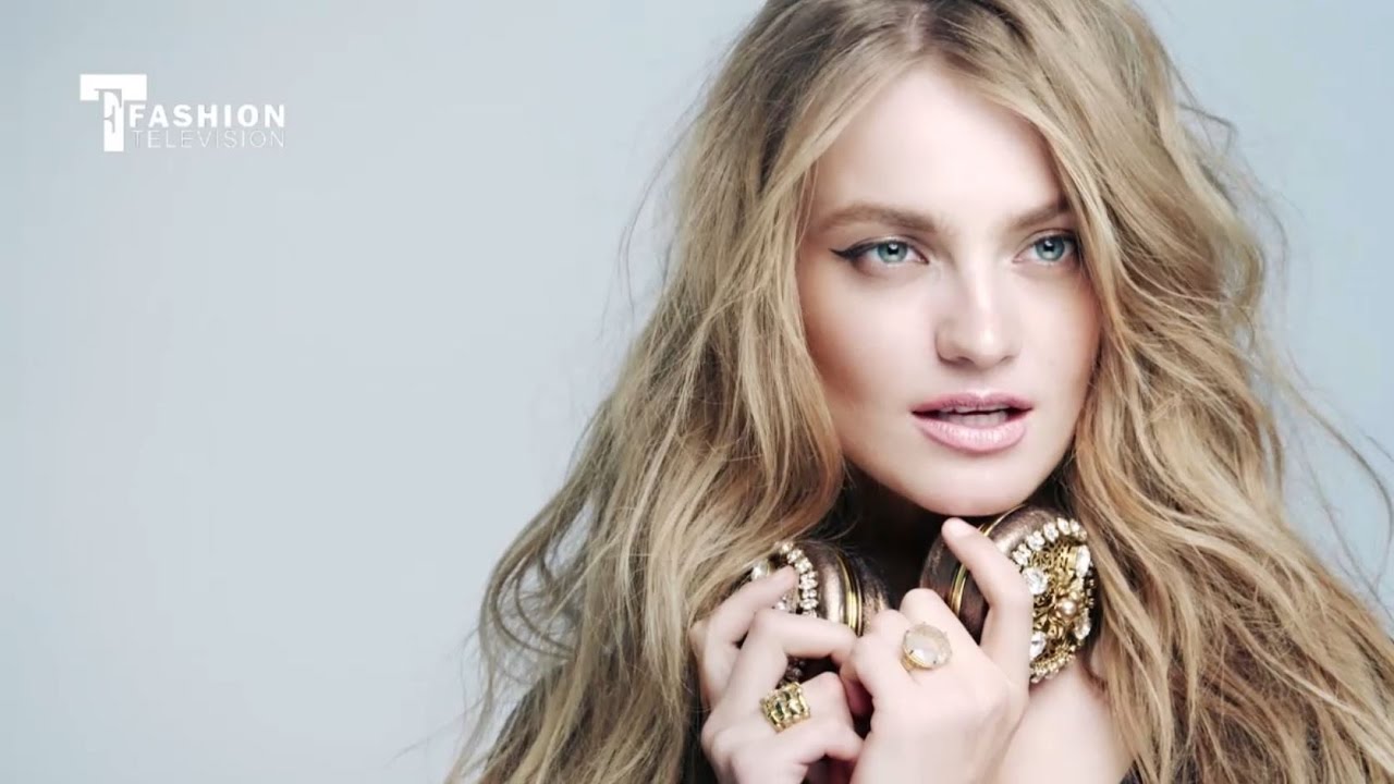 ANNA JAGODZINSKA Elle Magazine Cover Story