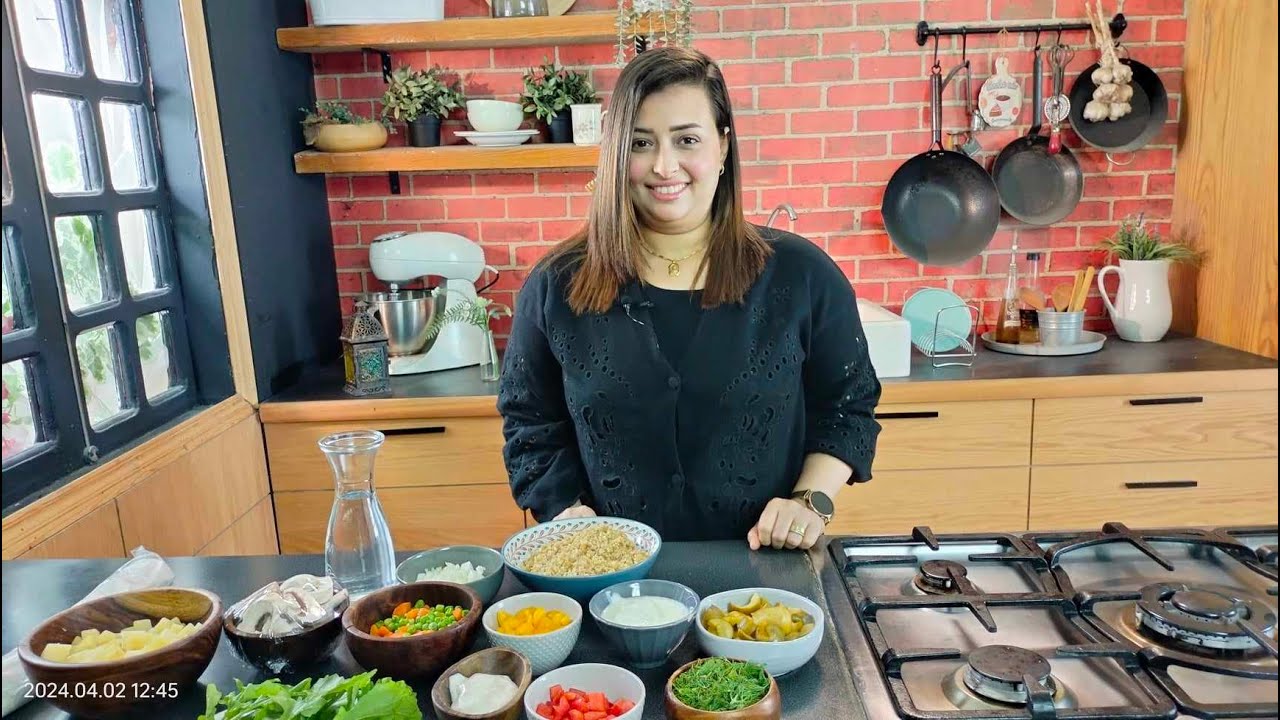 صينية الجلاش بالفريك و الخضار و سلطة البطااطس من نرمين صبري